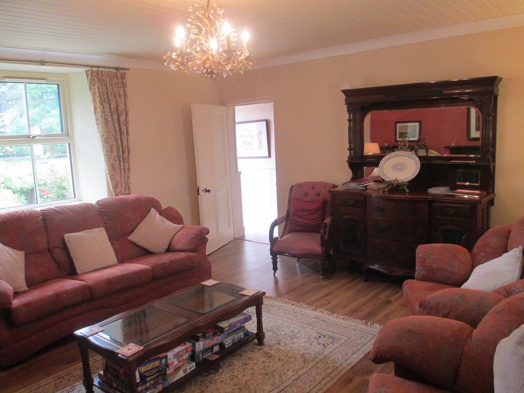 Tralia Farmhouse Self Catering Farranfore Szoba fotó