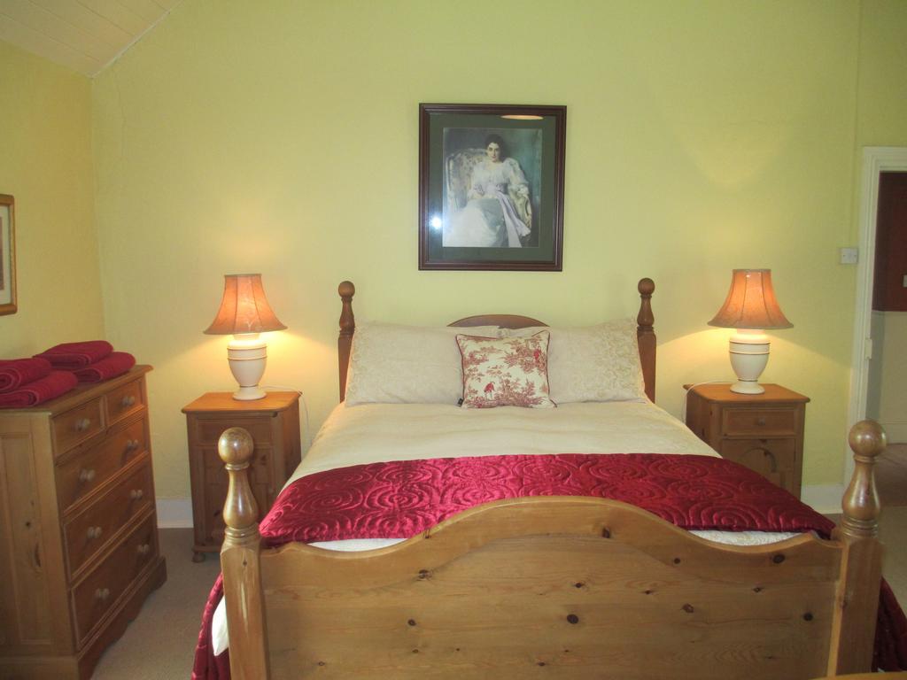 Tralia Farmhouse Self Catering Farranfore Szoba fotó